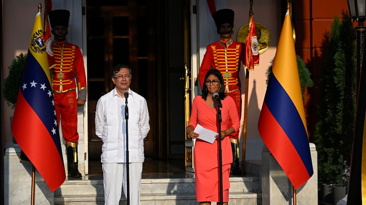 Así fue la reunión de Gustavo Petro y Delcy Rodríguez en Venezuela: reviva el minuto a minuto