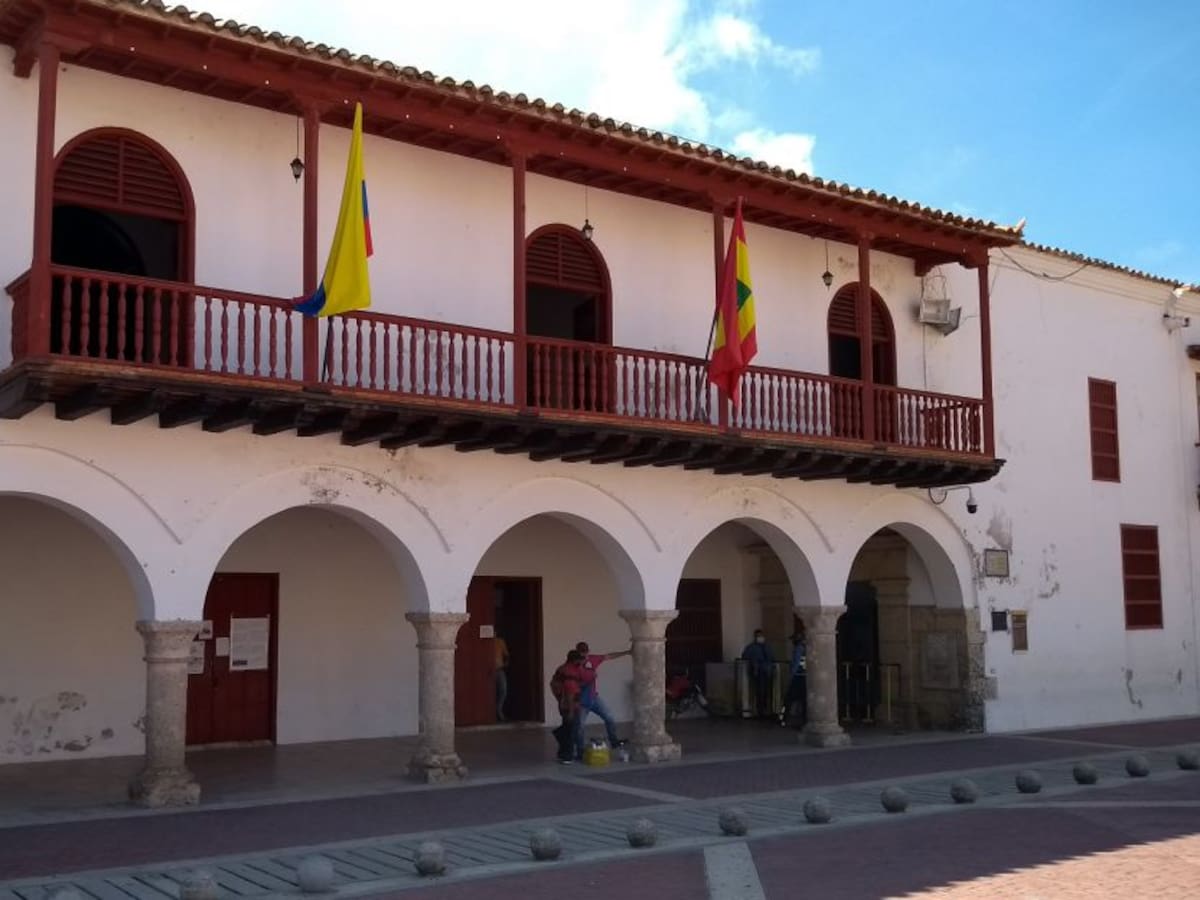 Formularon cargos a exfuncionaria de comisaría de familia en Cartagena