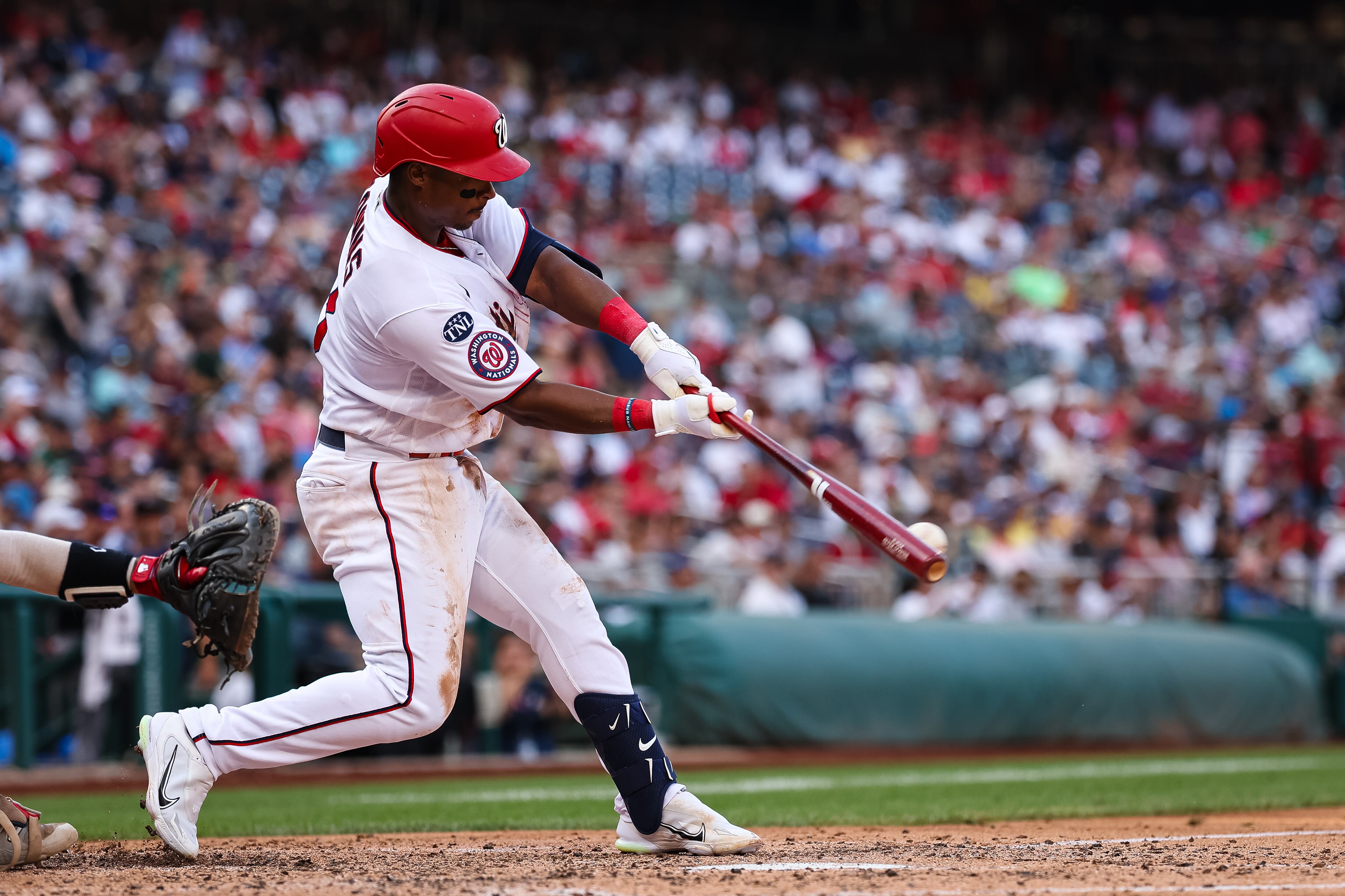 Jeter Downs, beisbolista colombiano (Photo by Scott Taetsch/Getty Images)