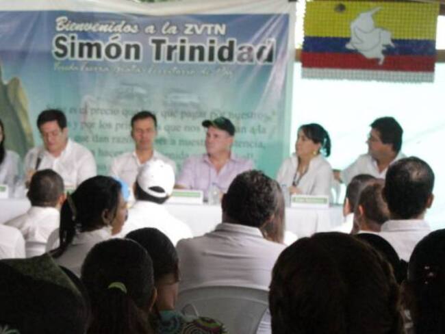 Mininterior, miembros Farc, gobernador Cesar, alcaldes La Paz y  Manaure