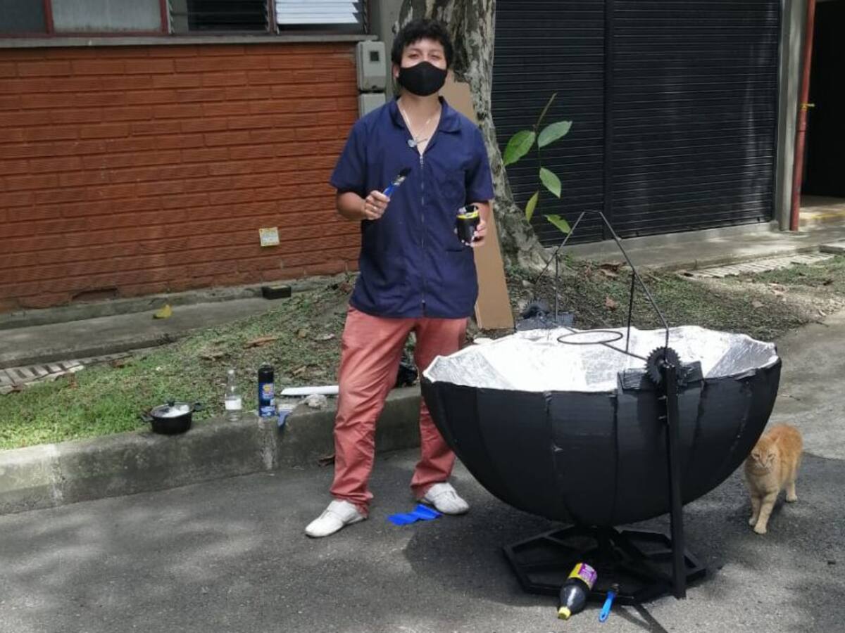 Horno activado con energía solar desarrollan estudiantes de la UNAL