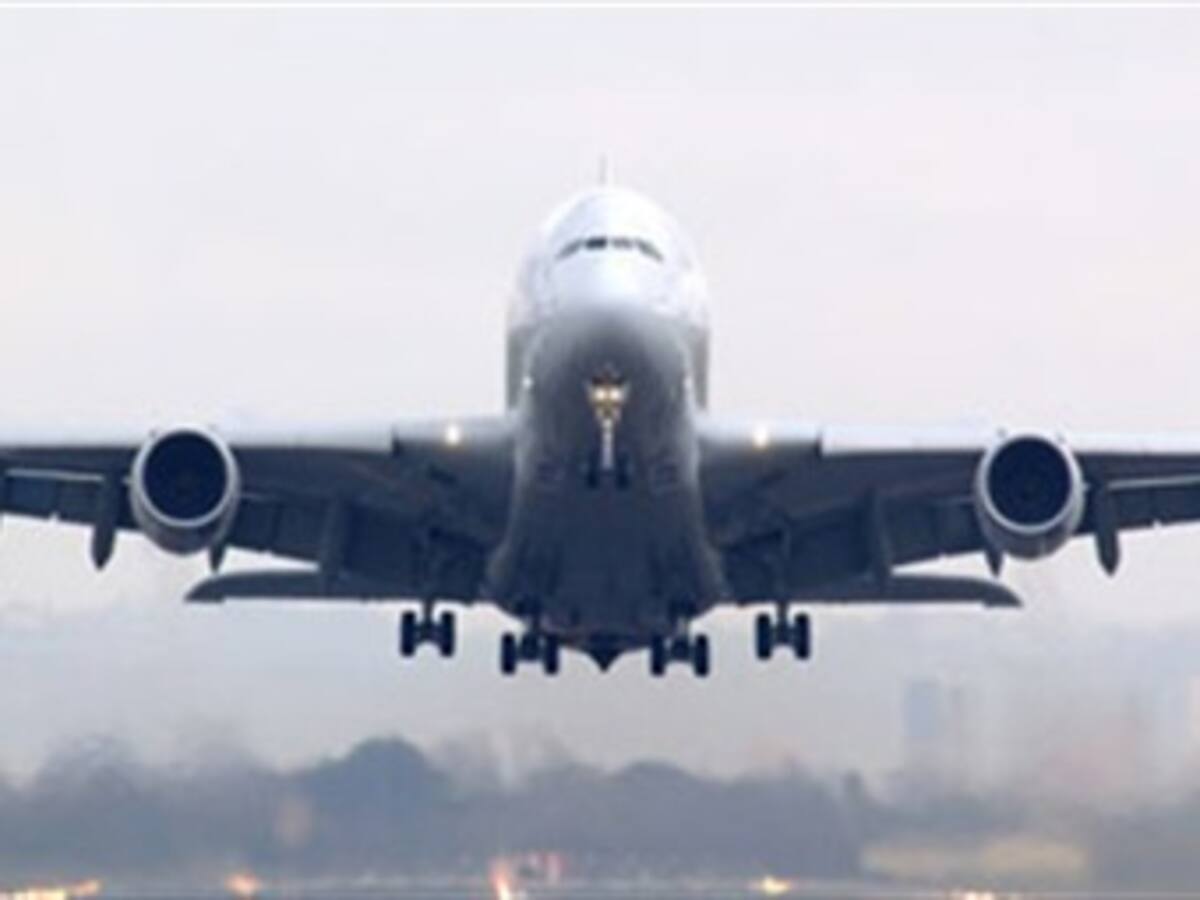 IATA anuncia 'crecimiento cero' de las emisiones de carbono en 2020