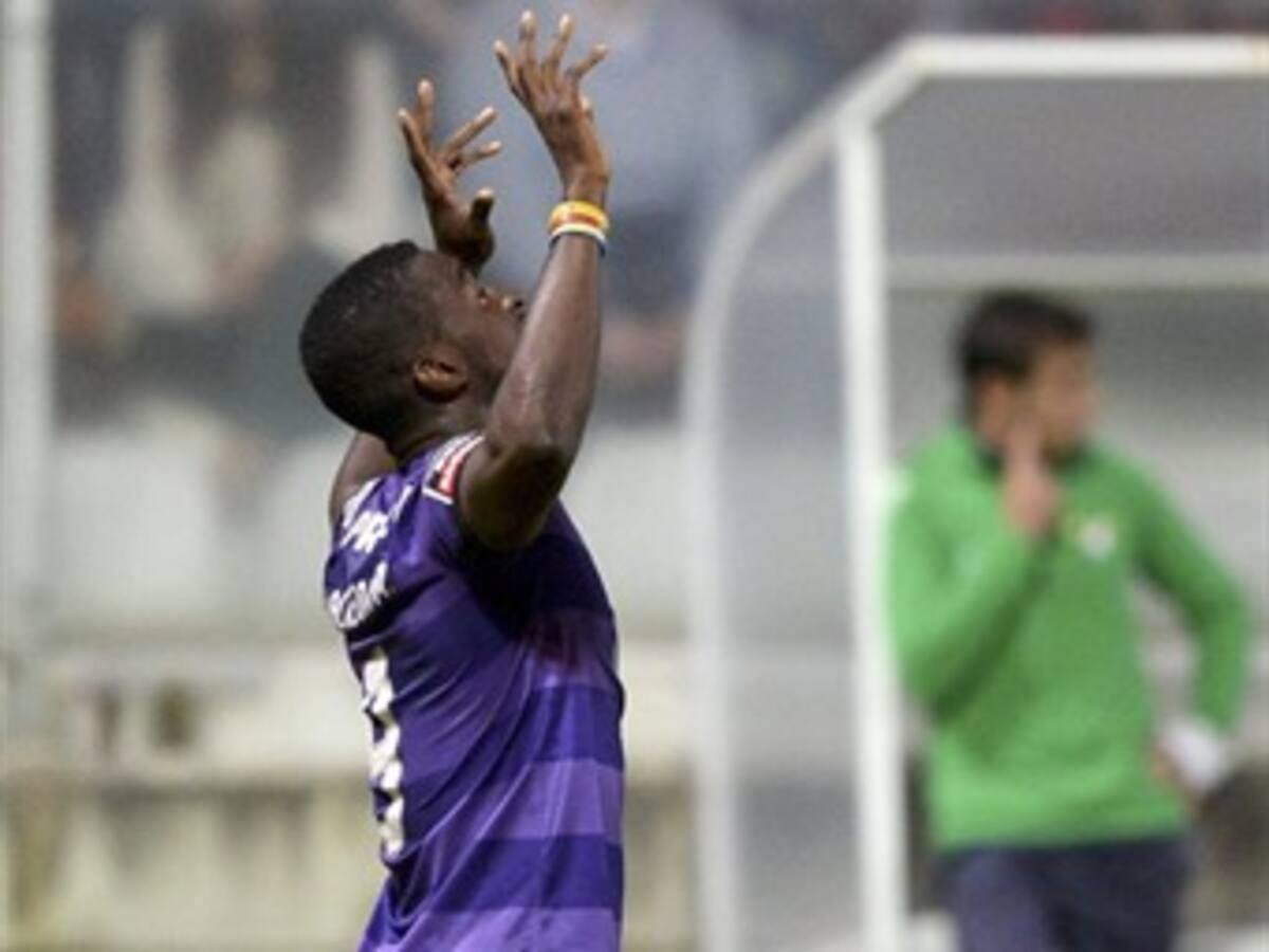 Jackson Martínez igualó los 25 goles de Falcao en la primera temporada con Oporto