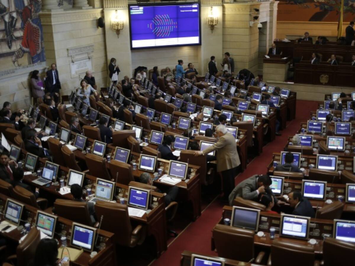Congreso refrenda nuevo acuerdo de paz con las Farc
