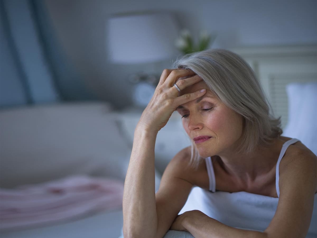 ¿Suele despertarse a las 3:30 de la mañana? Le contamos las causas y posible significado