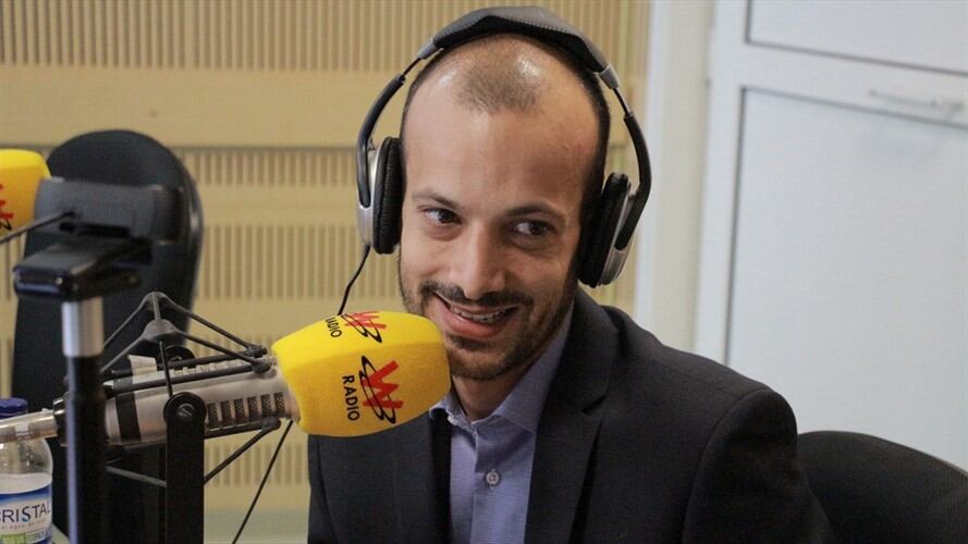 La expulsión del concejal Santiago Jaramillo del Centro Democrático estuvo basada "en el irrespeto verbal y por vías de hecho del corporado a miembros del Concejo de Medellín", según la colectividad. Foto: La W con Julio Sánchez Cristo