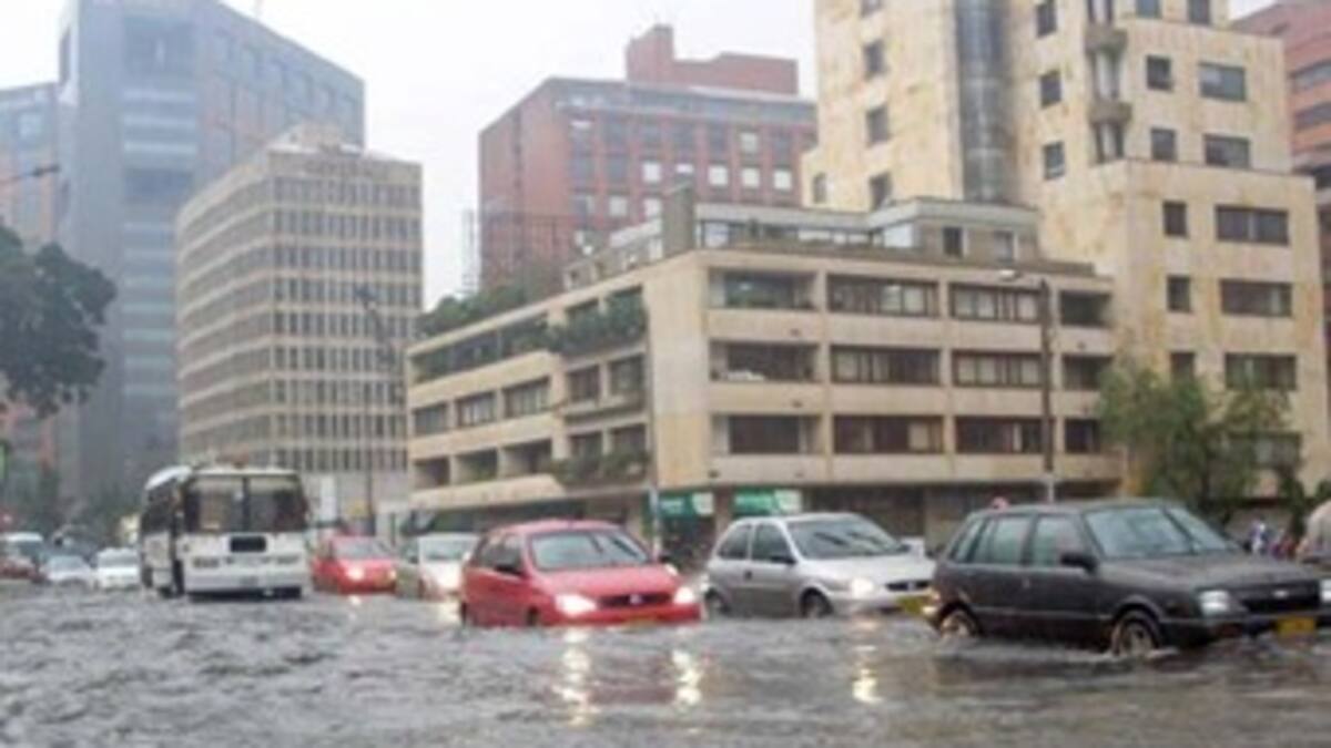 La Autopista Norte y la Av. Boyacá, las vías más afectadas por las lluvias en Bogotá