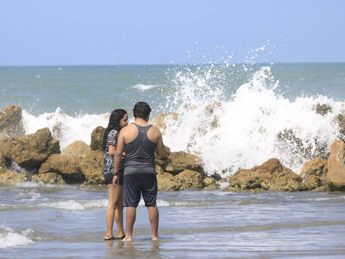 Gestión del Riesgo pide tomar precauciones ante fuertes vientos y oleaje alto en Cartagena