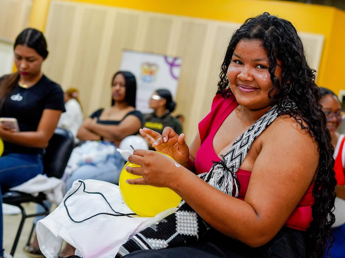 En Cicuco y Talaigua, mujeres fortalecen capacidades productivas con cursos de belleza