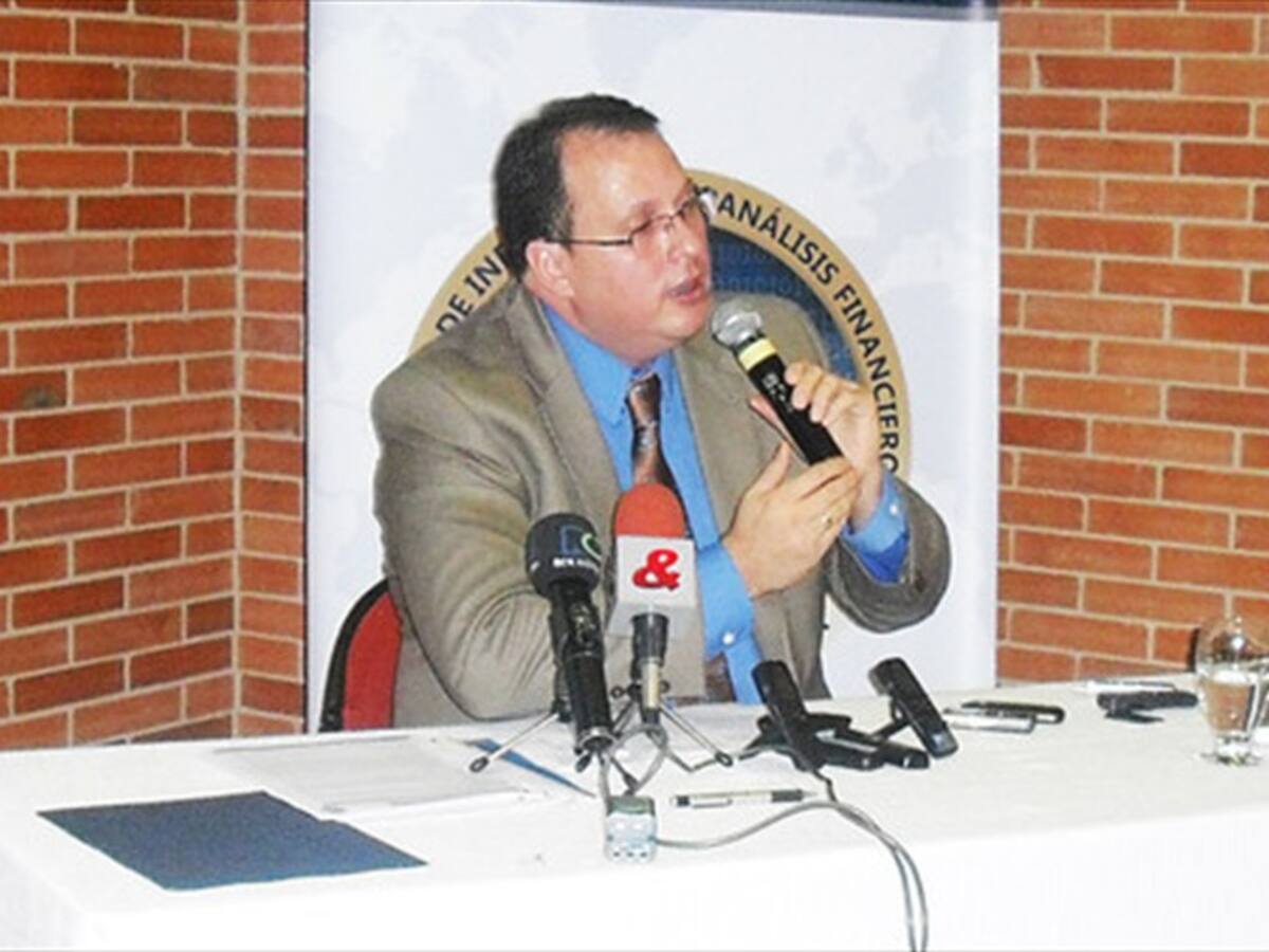Renunció el director de la Uiaf, Luis Edmundo Suárez