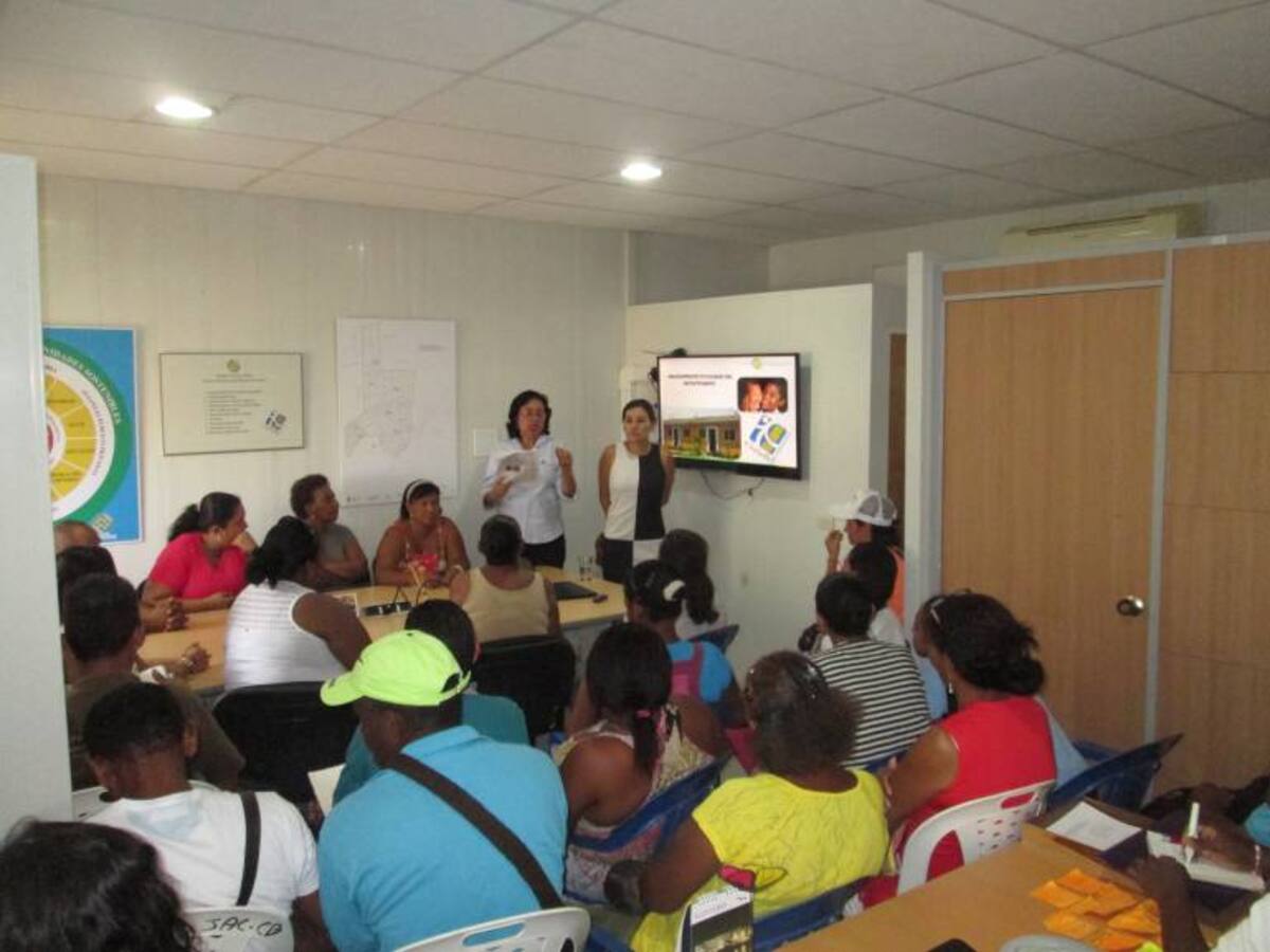 74 familias víctimas de la violencia recibirán viviendas en Cartagena