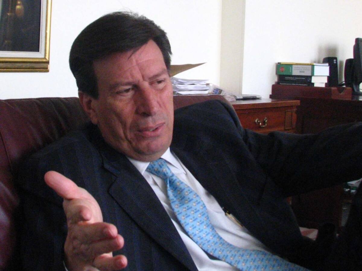 Durante el gobierno de Uribe, Orozco fue encargado de reformar la justicia