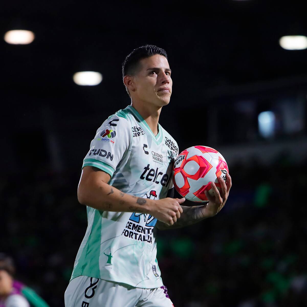 ¿James Rodríguez, en duda para próximo partido de León?: Rival, día y hora del juego