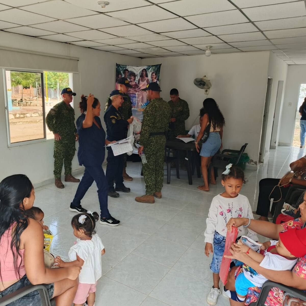 Más de mil personas se vieron beneficiadas en brigada de salud de la Armada