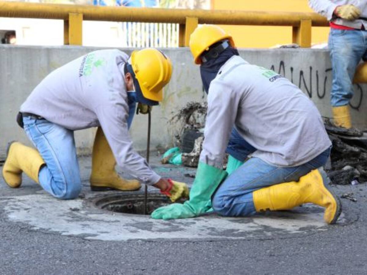 Alcantarilla lleva más de 10 años taponada en barrio La Granja en Engativá
