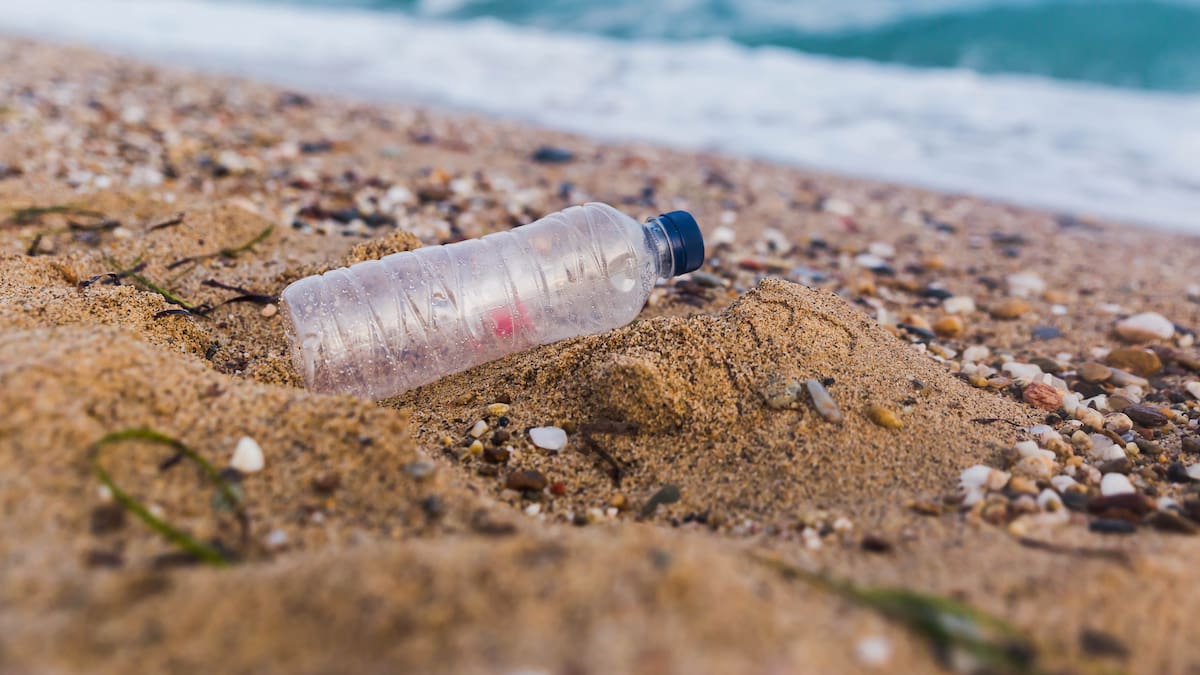 La mitad de la contaminación por plástico en el mundo sería responsabilidad de 56 empresas