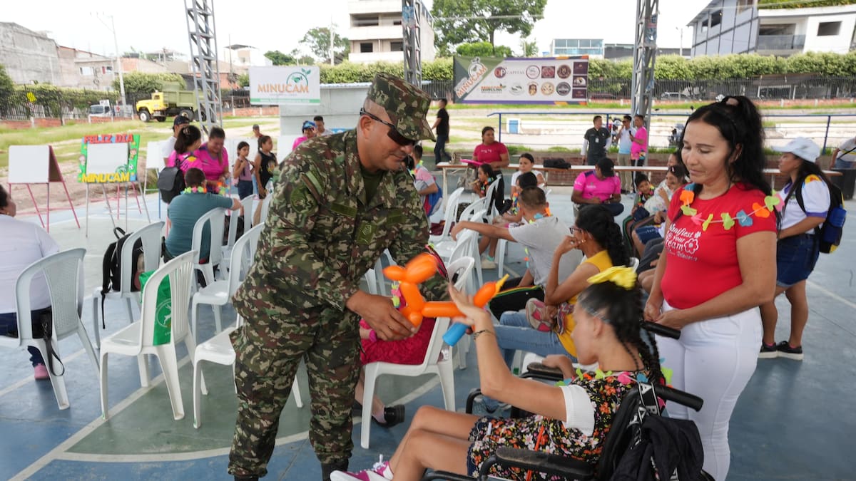 Niños con discapacidad tuvieron día recreativo con el Ejército en Santa Rosa del Sur