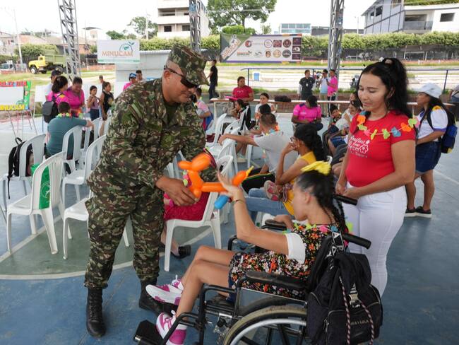 Niños con discapacidad tuvieron día recreativo con el Ejército en Santa Rosa del Sur