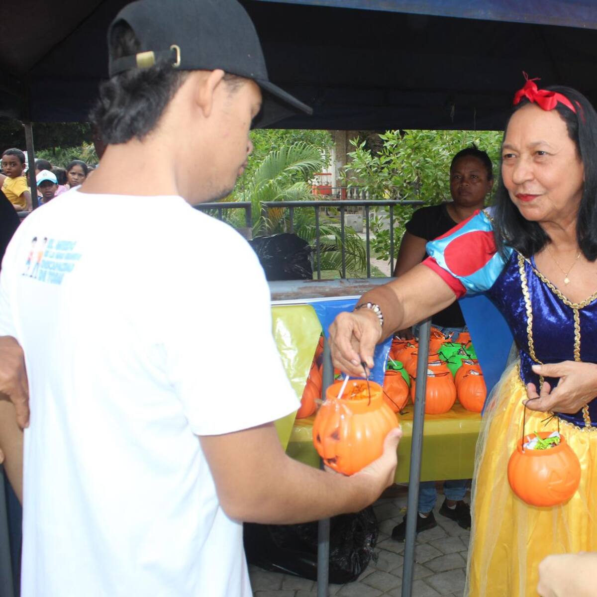 La Alcaldía de Clemencia, Bolívar, celebró el día de las brujitas con los niños
