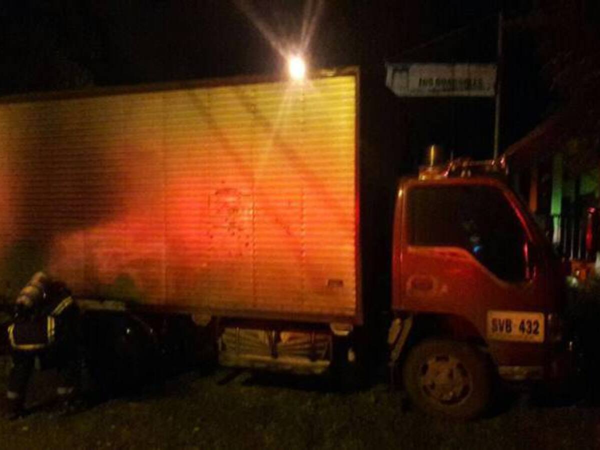 En Quindío intentaron quemar camión que no participa del paro