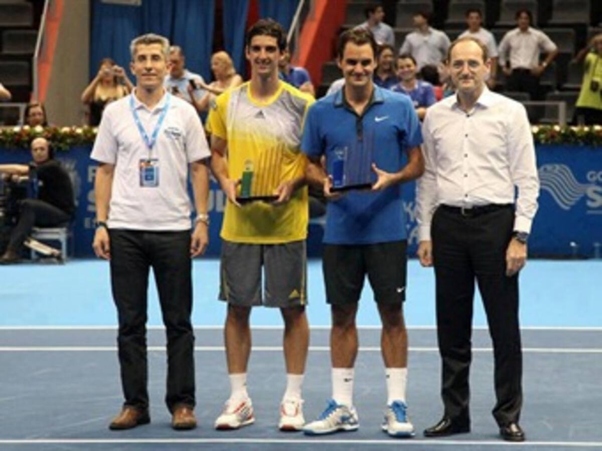 Roger Federer inició su gira en Suramérica con derrota