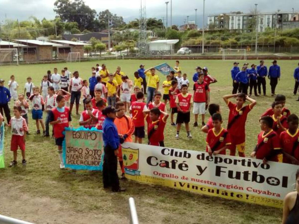 VII Torneo Hinchas de Paz se realiza en Armenia
