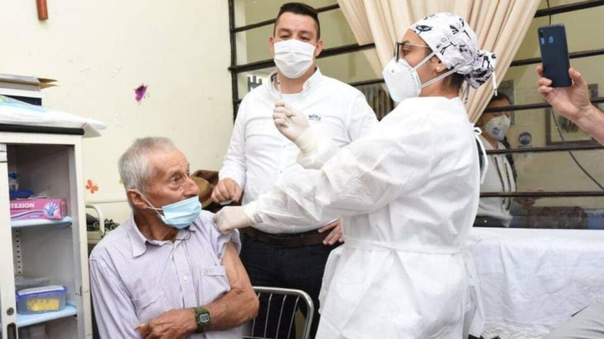 Más de 24.000 vacunas contra el COVID-19 llegaron a Risaralda