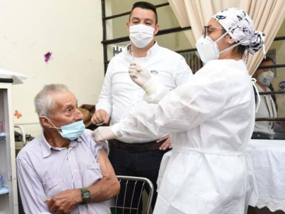 Más de 24.000 vacunas contra el COVID-19 llegaron a Risaralda