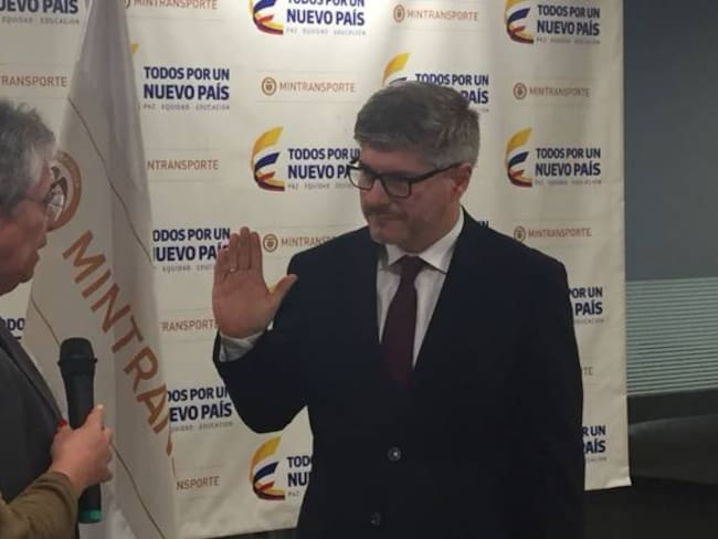 Se posesiona Juan Carlos Salazar como nuevo director de la Aeronáutica Civil
