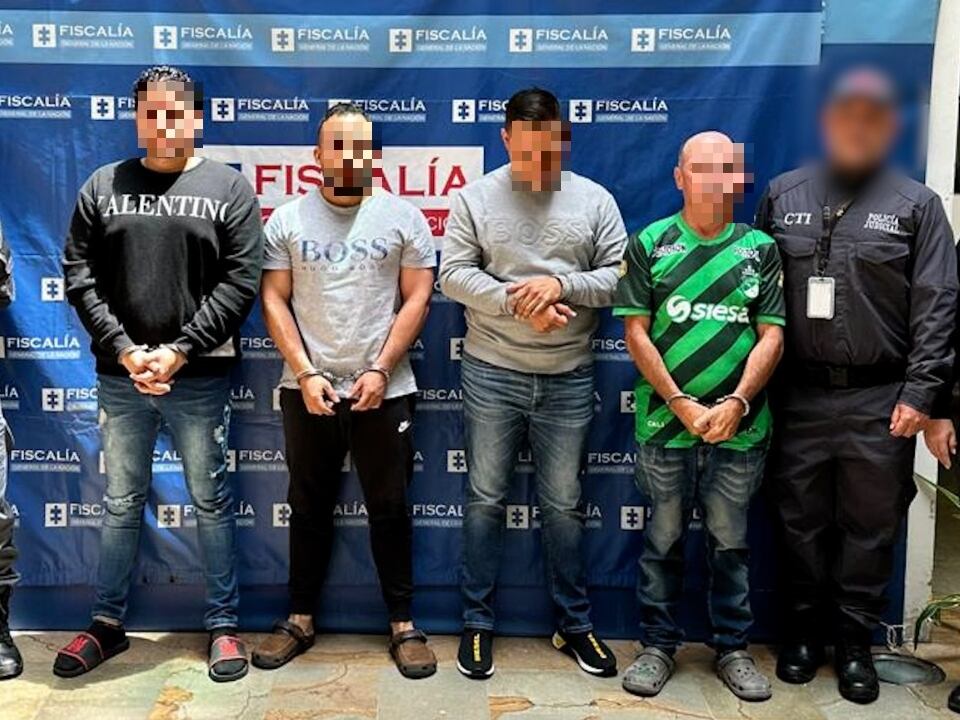 Capturados presuntos estafadores - foto fiscalía