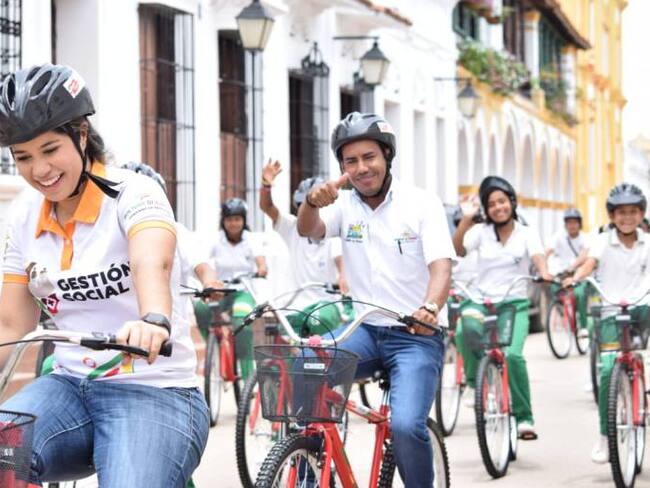 Gestión Social de Bolívar entregó 70 bicicletas a estudiantes de Mompox