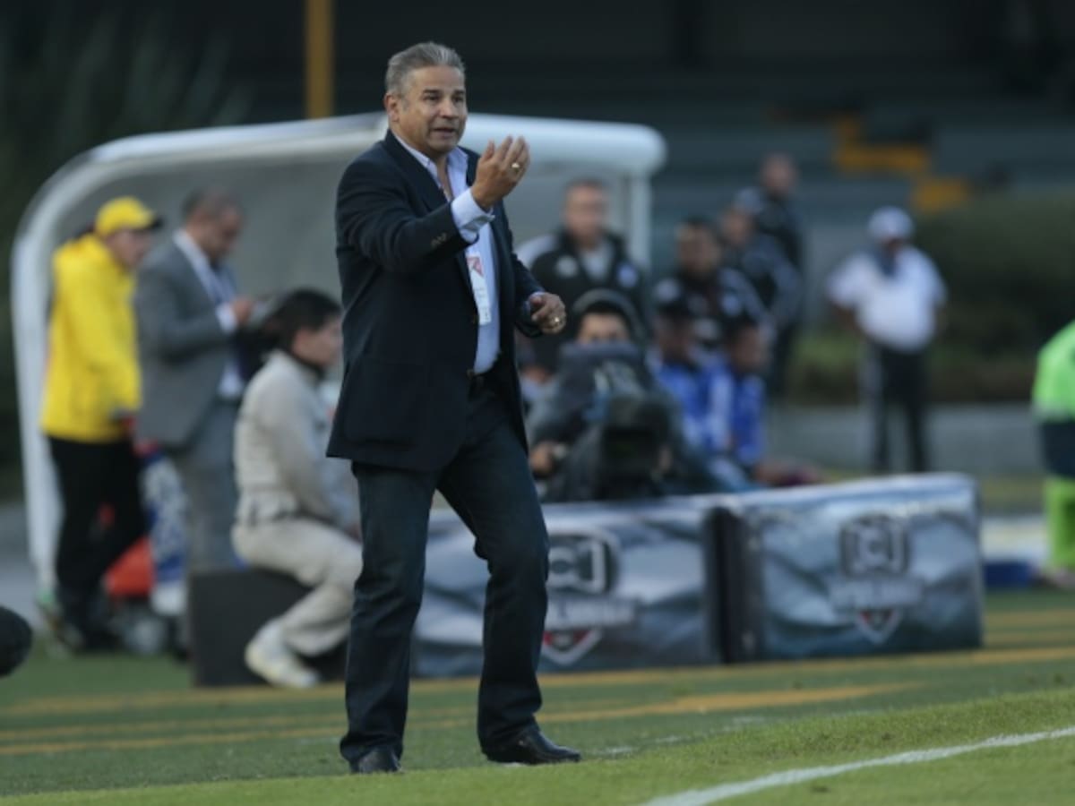 ‘Teacher’ Berrio renunció a la dirección técnica del Pasto