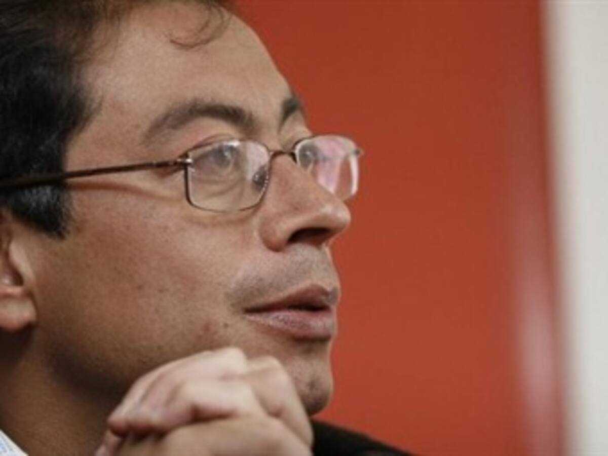 Mandato del alcalde Petro no sería revocado, según estudio