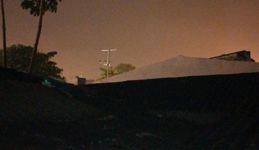 La humarada se sintió en barrios como Crespo, Marbella, Manga, Villa Estrella, El Pozón, Olaya Herrera, La Plazuela, entre otros