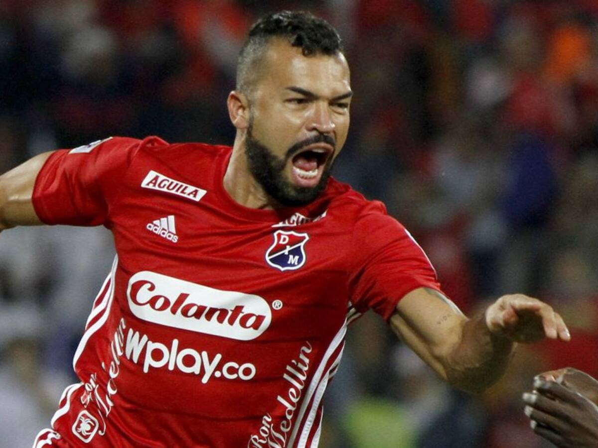Cadavid "no se explica" el distinto nivel en Sudamericana y en Liga del DIM