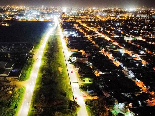 Cartagena ya cuenta con el 84% de sus vías principales iluminadas con luces led. Así como con una expansión de la red de alumbrado del 39%.