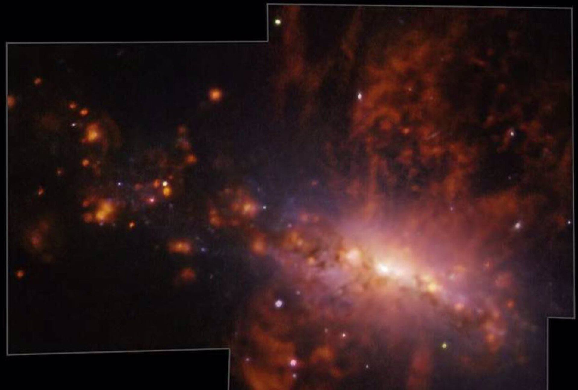 19/04/2024 Gas (en rojo, arriba y abajo) es expulsado de la galaxia cercana NGC 4383.POLITICA INVESTIGACIÓN Y TECNOLOGÍA
WATTS ET AL, 2024
