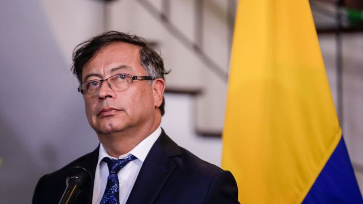 Gustavo Petro propuso eliminar el porte de armas