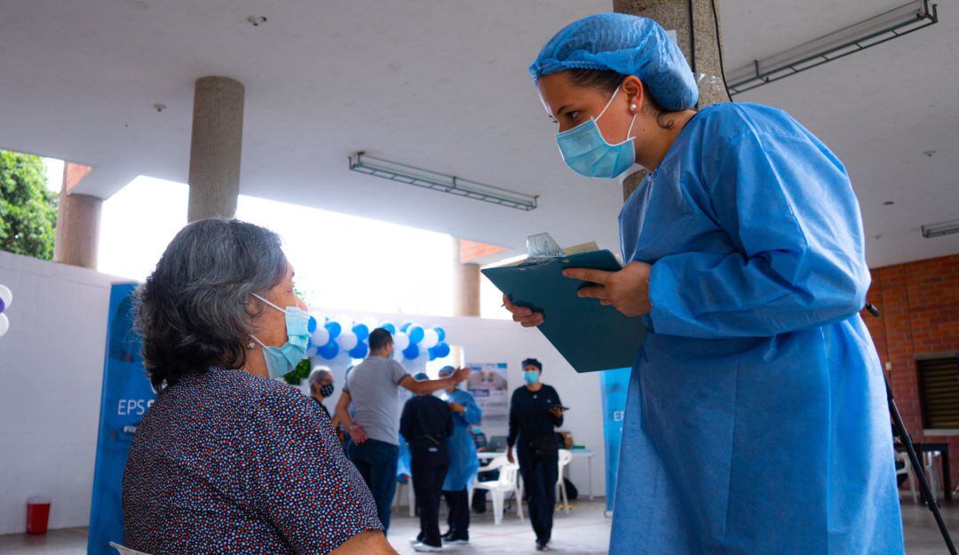 Cierran punto de vacunación en el colegio Las Américas