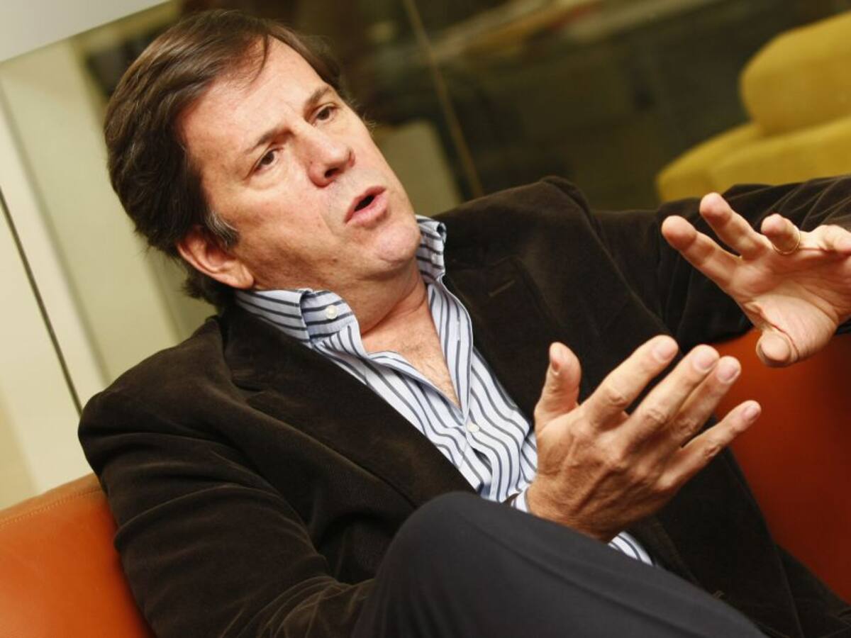 Roberto Pombo se retira de la dirección general de El Tiempo