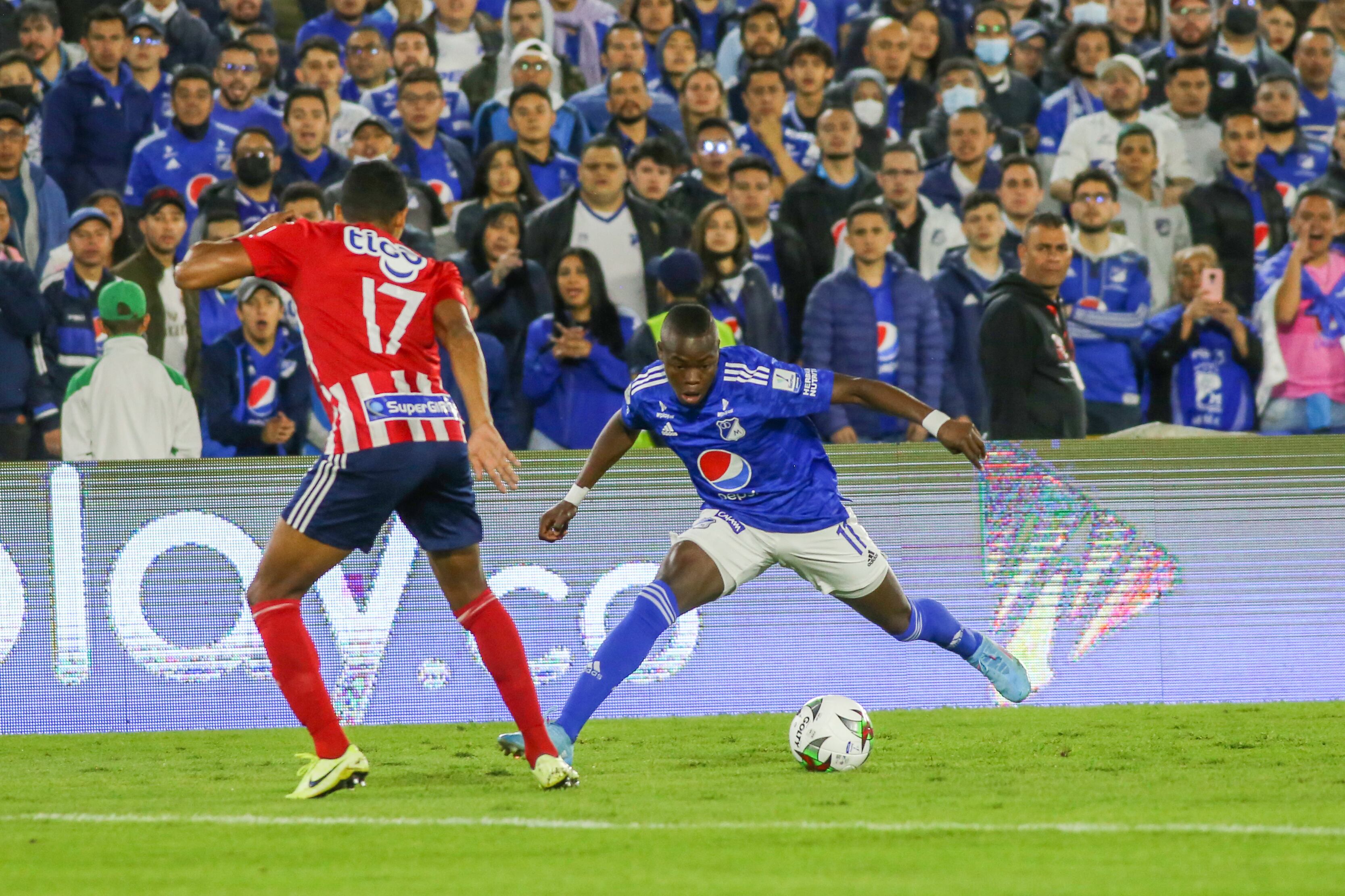 Carlos Andrés Gómez se va de Millonarios rumbo a la MLS. (Photo by Daniel Garzon Herazo/NurPhoto via Getty Images)