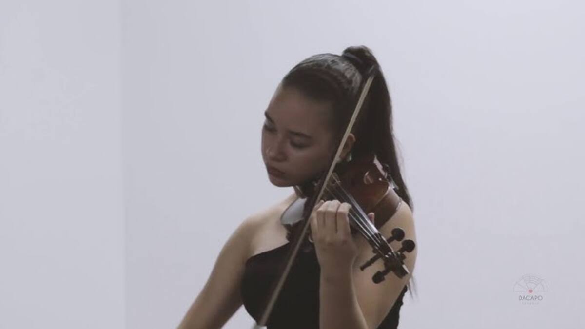 Valentina Orozco, la colombina que tocó el violín original de Mozart