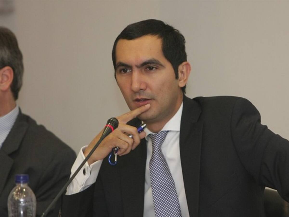Colombianos podrán denunciar en línea violaciones a la Ley de Costos Financieros