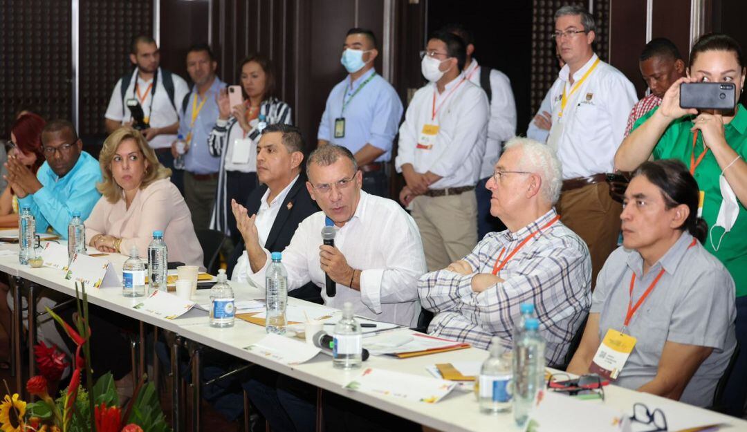 Congresistas del Pacífico sesionan en Cali