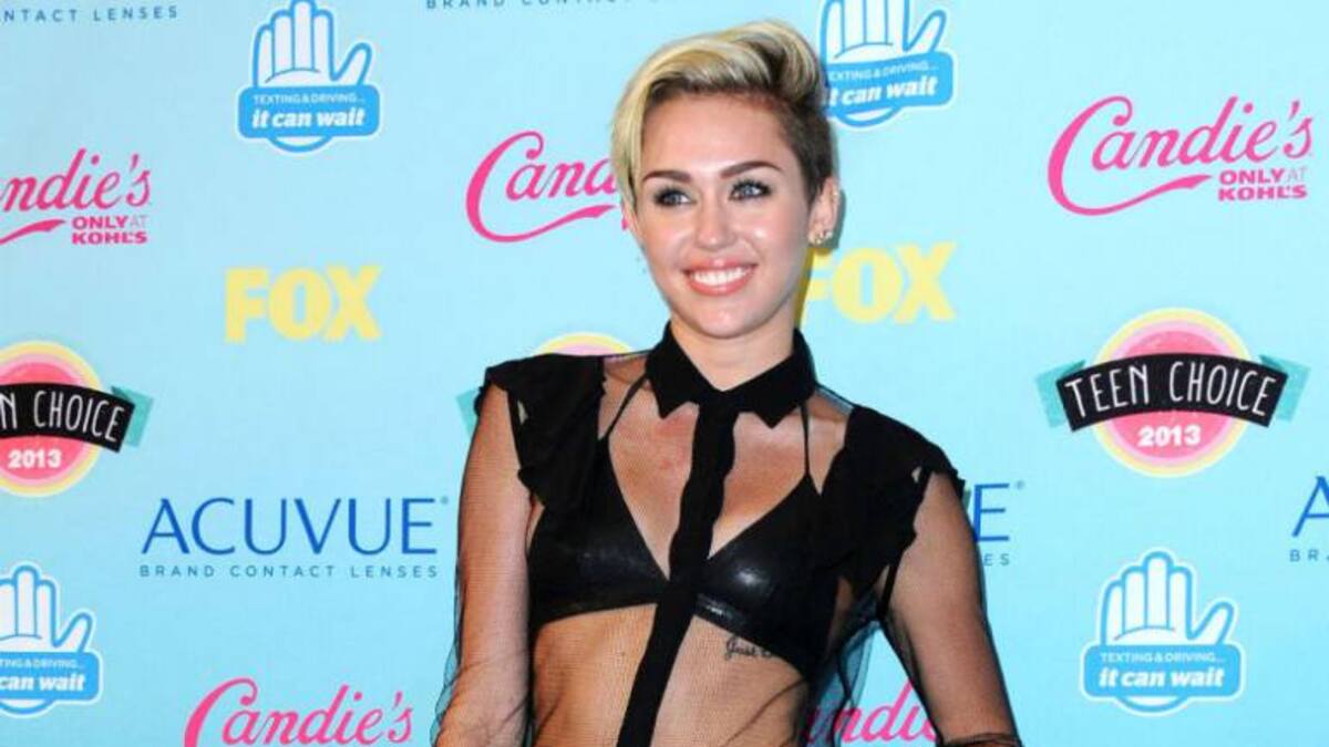 Miley Cyrus ayudó a una fan en su cambio de sexo