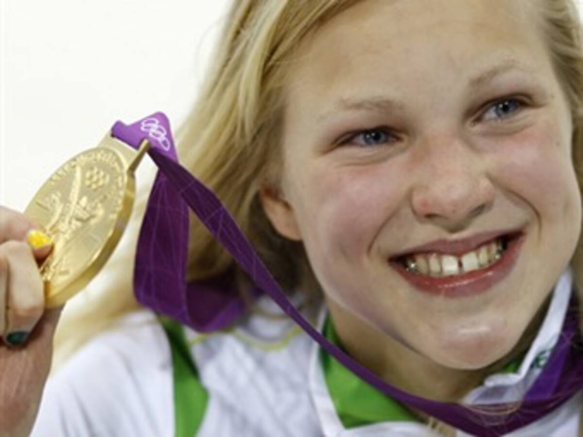 La nadadora lituana Ruta Meilutyte ganadora de medalla de oro en los Olímpicos Londres 2012 habló con La W