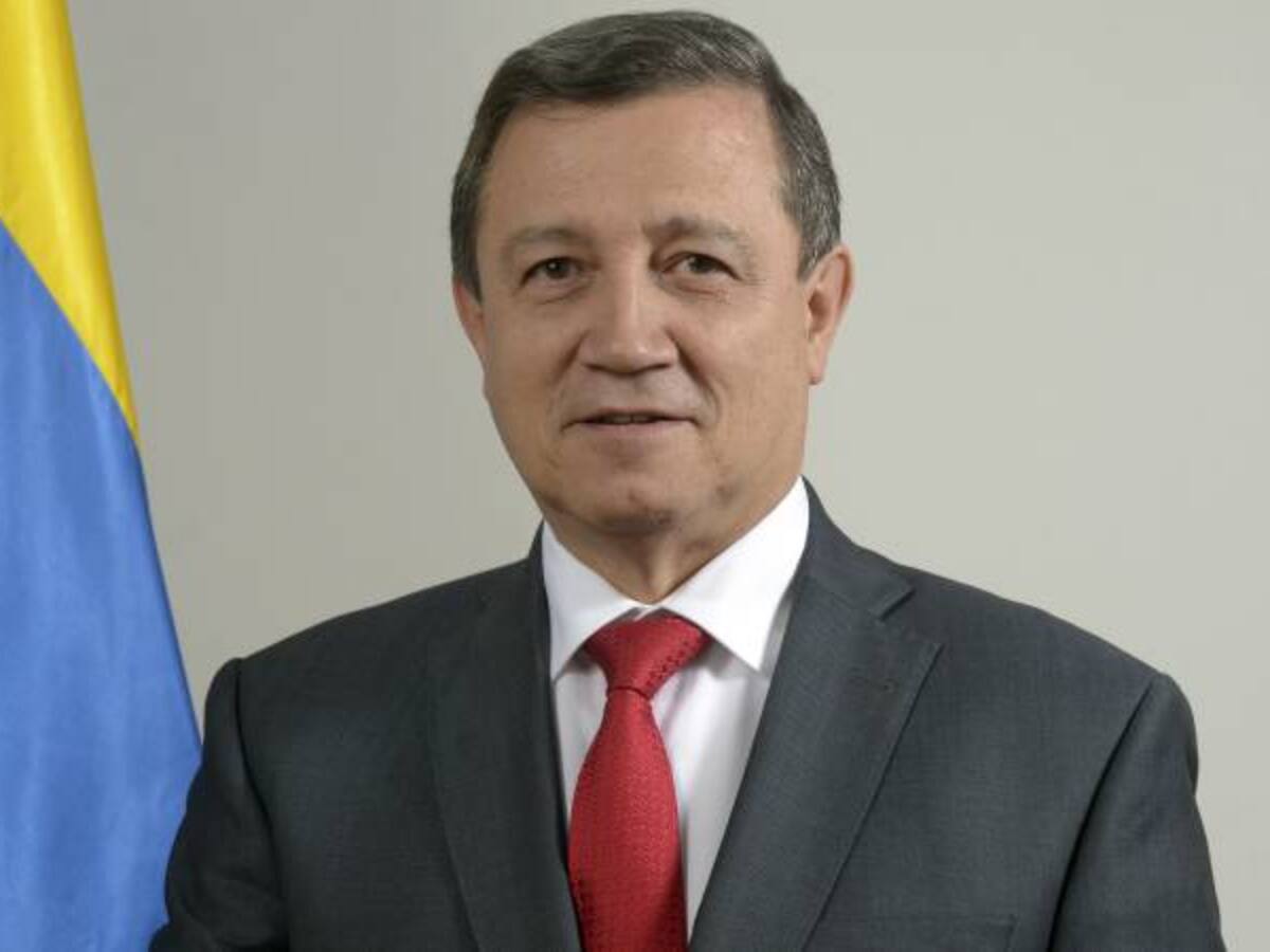 Piden al presidente del congreso revivir curules de las víctimas