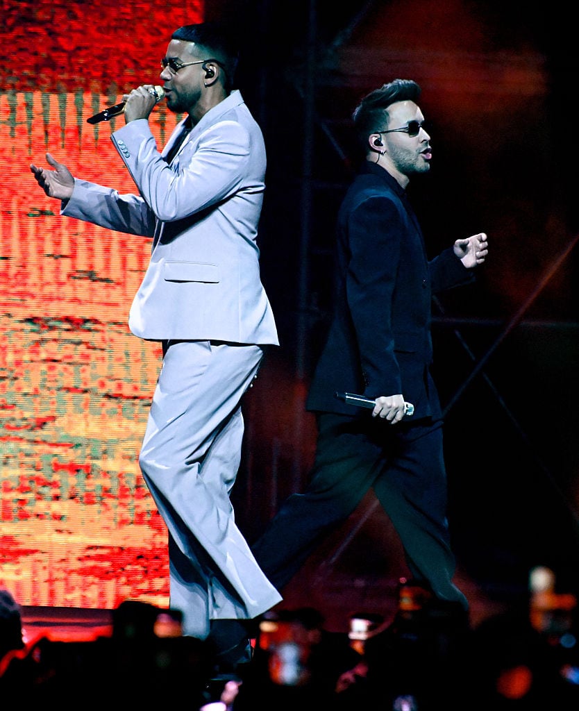 ORLANDO, FLORIDA - APRIL 29: Romeo Santos (L) and Prince Royce perform at Kia Center on April 29, 2026 in Orlando, Florida. (Photo by Gerardo Mora/Getty Images)