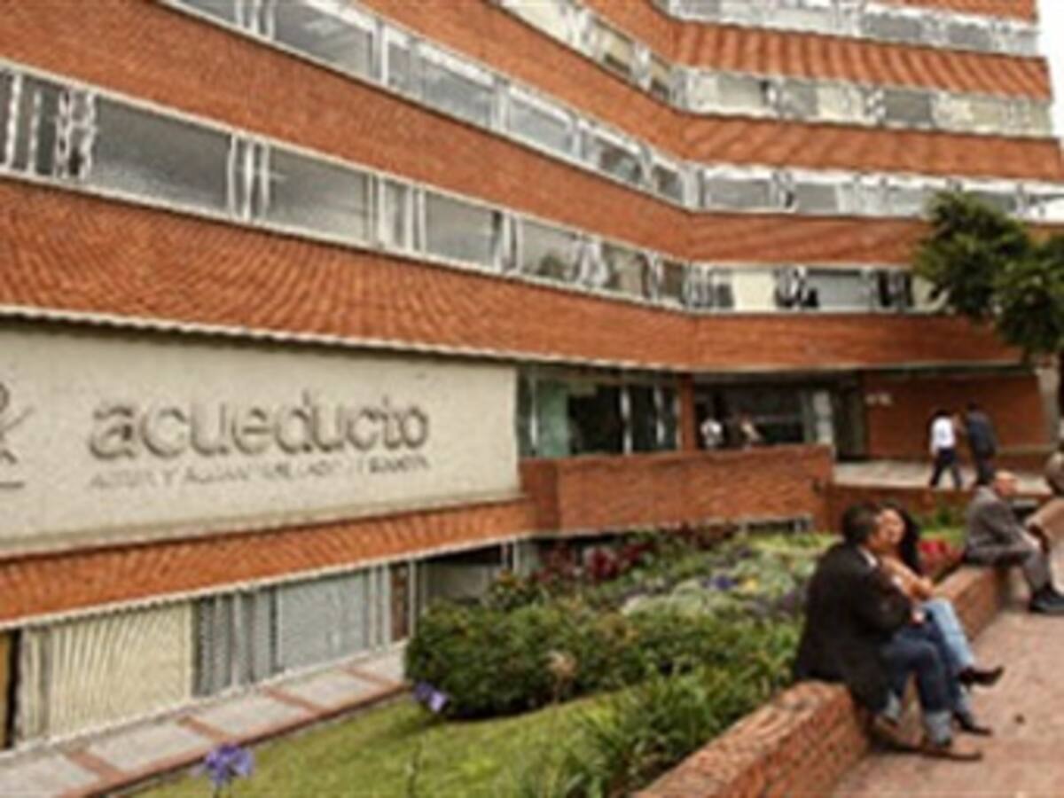 Acueducto firma contrato con entidad privada para facturación del servicio de aseo