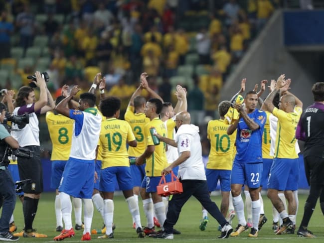 Brasil golea a Chile y lo deja sin Mundial